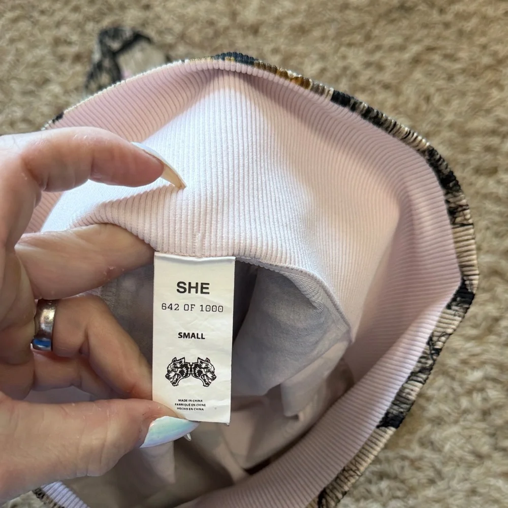 Darc Sport Cherry Blossom Woodland Camo Seamless Leggings – Small - Picture 2 of 5